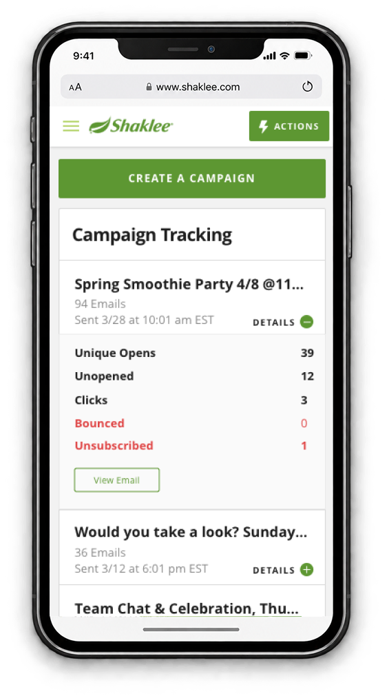 Campaign Tracking screen on a phone: a Spring Smoothie Party campaign sent to 94 people showing 39 unique opens, 12 unopened, 3 clicks, 0 bounced and 1 unsubscribed, with two further campaigns listed below.